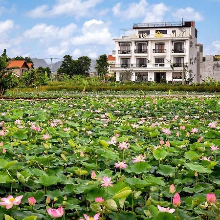 Lotus Hotel Ніньбінь Екстер'єр фото