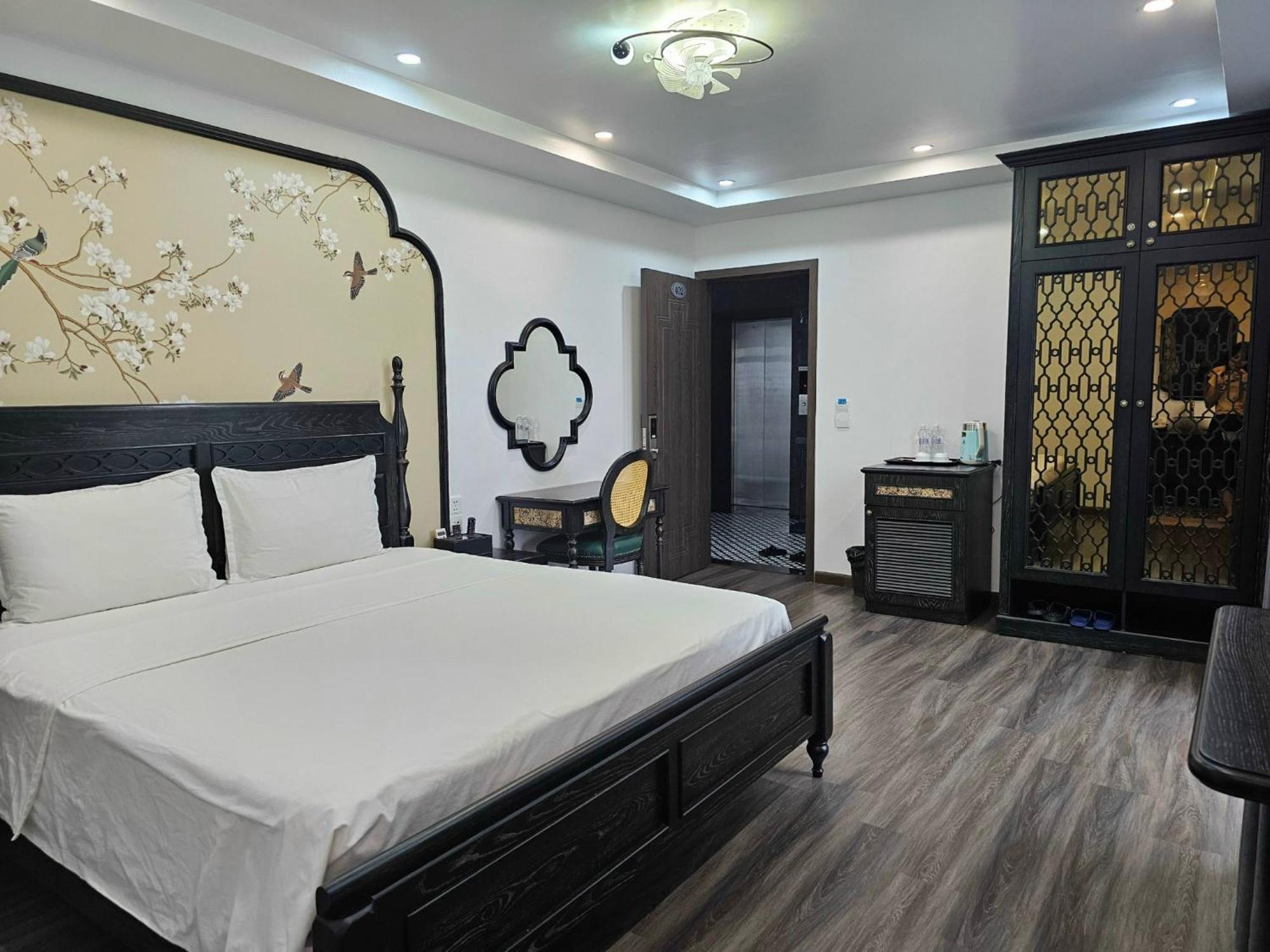 Lotus Hotel Ніньбінь Екстер'єр фото